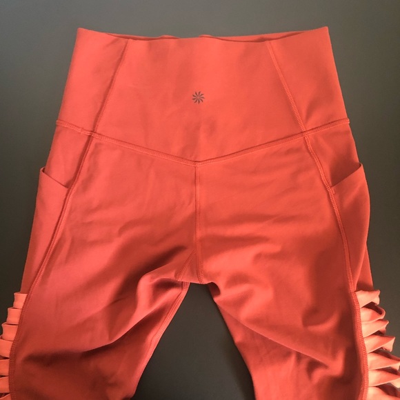 NWOT Athleta salutation Stash Pocket II Twist 7/8 Leggings - Picture 6 of 9